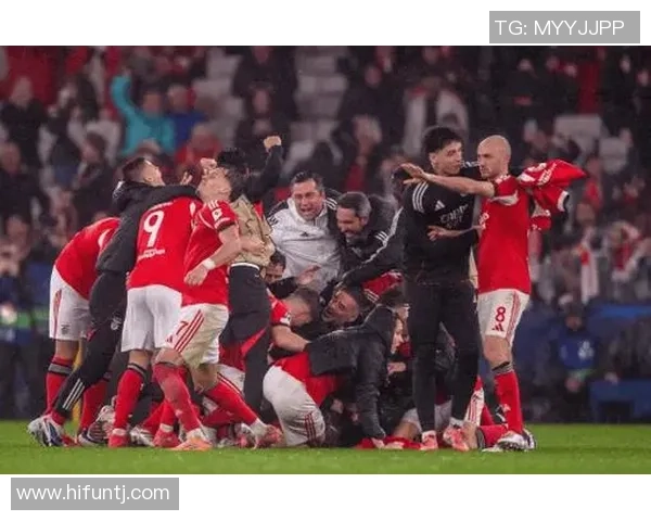 德甲激战：巴黎圣日耳曼大胜本菲卡引发全场惊叹赛后深度解析