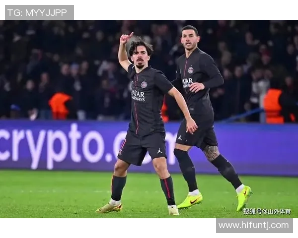 意甲热刺与巴黎圣日耳曼激战成平争议判罚引发全场热议